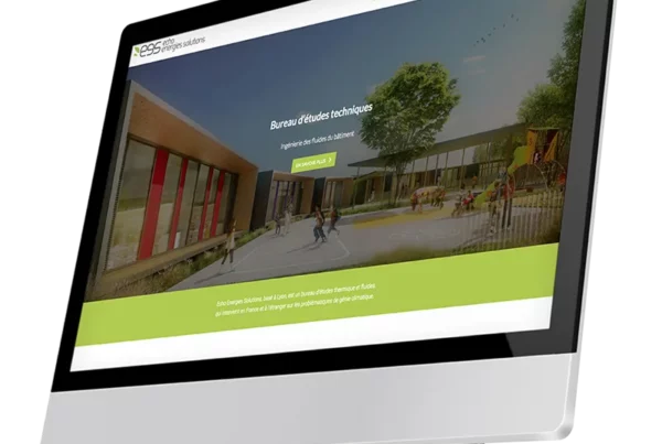 Site Internet réalisé pour Echo Énergie Solution par Entourage Communication à Lyon, présenté sur un mockup d’ordinateur.